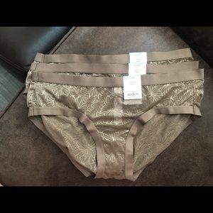 Auden Hipster Lace Panties set of 3 S(4-6)